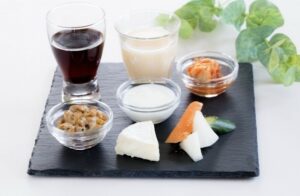 更年期と腸内環境の関係｜発酵食品の活用法
